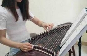 如何与外教老师交流：建立有效沟通的技巧缩略图